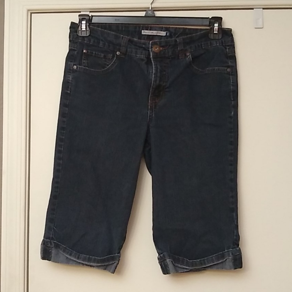 2 for $10  Denim Capri/skimmer